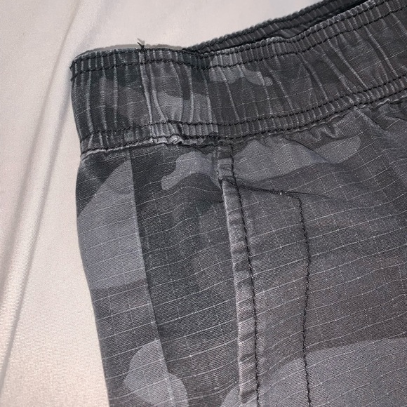 CSG Camo Cargo Joggers - Picture 3 of 4